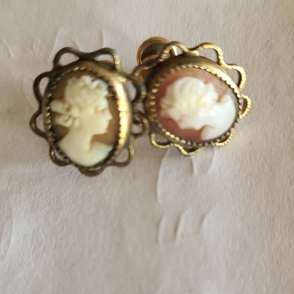 Elegant Gold Cameo Earrings